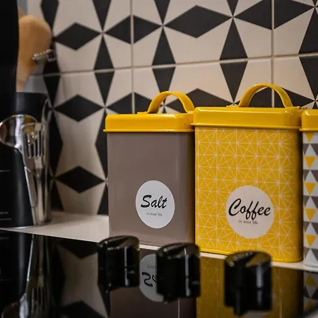 Maria アパート ムリニ