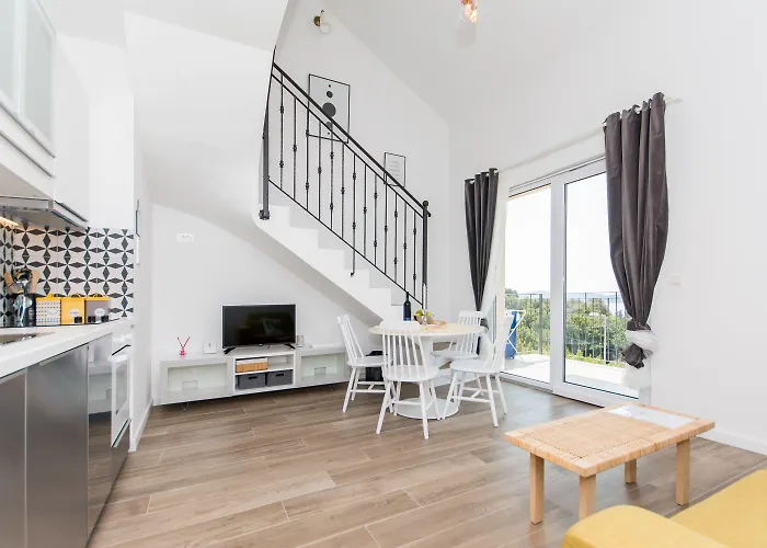 아파트 Maria 믈리니